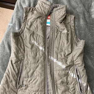 Columbia vest